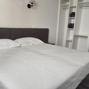 Hostal Golden 21***